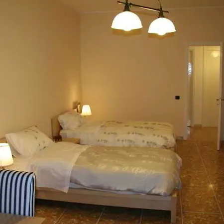 Santa Croce فندق مبيت وإفطار روما