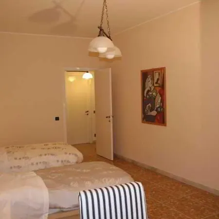 桑塔克罗斯酒店 住宿加早餐酒店