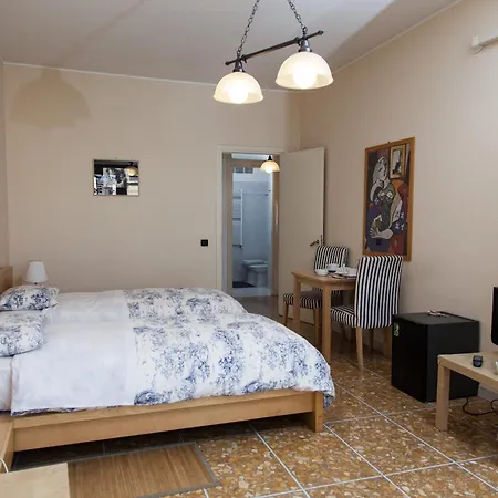 桑塔克罗斯酒店 4*